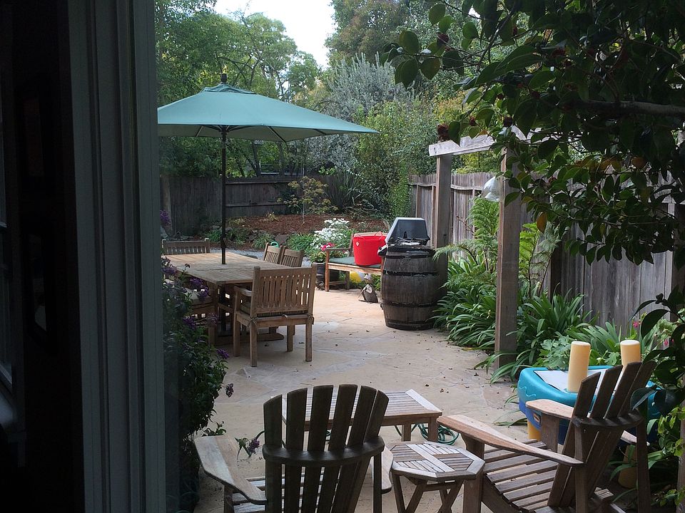 1st image of 335 Barton Pl