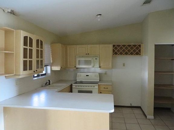 3rd image of 19753 NW 52nd Pl