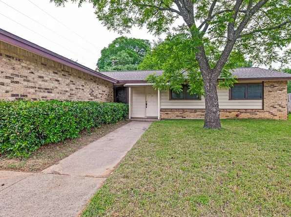 2605 Hollywood Dr, Arlington, TX 76013
