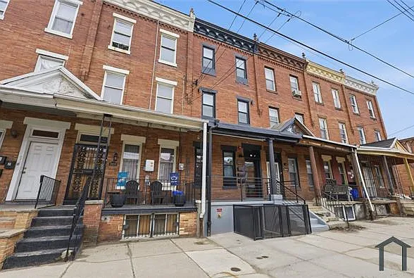 2 bed, $1,000 — Photo 2