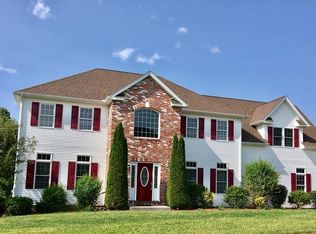 41 Coyote Cir, Feeding Hills, MA 01030