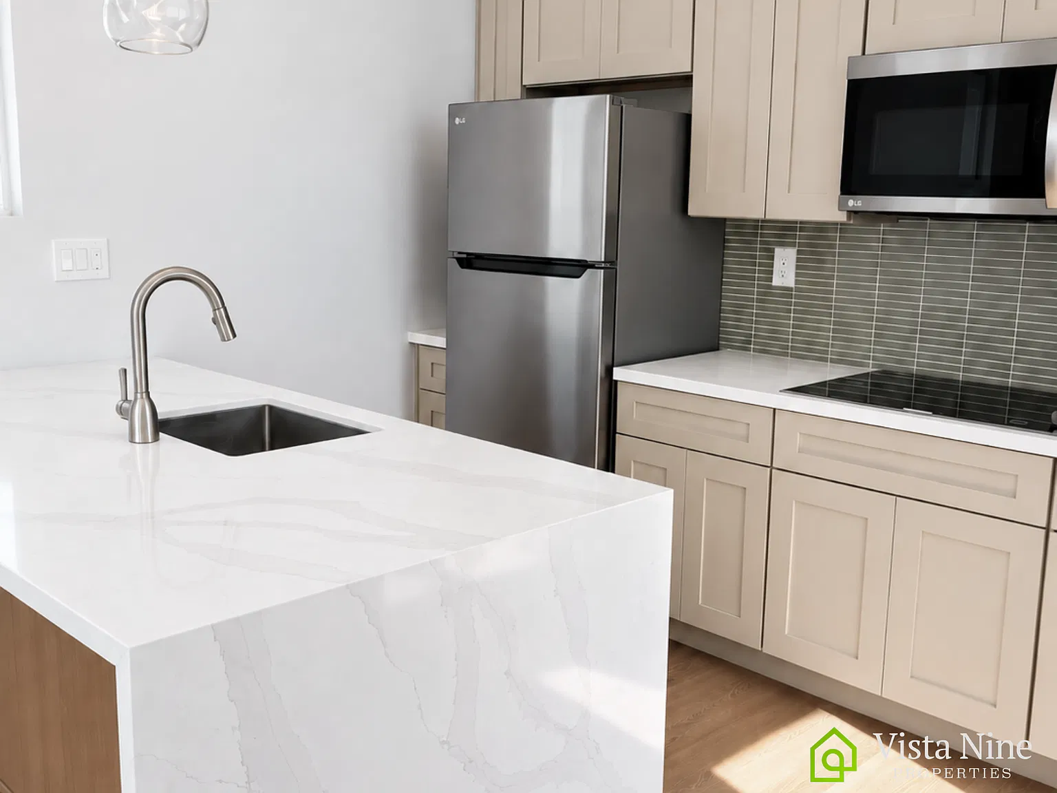 4894-4898 Doliva Dr — Photo 2