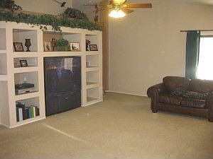 4th image of 9335 W Cinnabar Ave