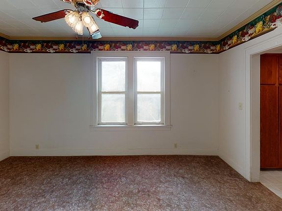 5th image of 510 E Main Ave