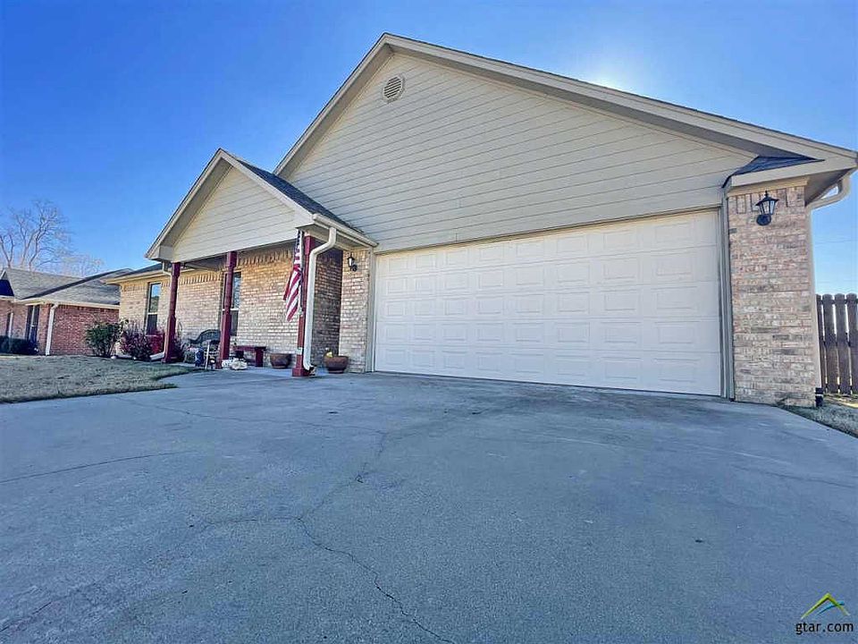 1st image of 703 Jaxon Dr