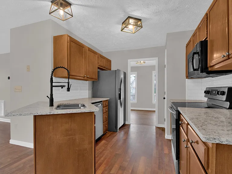 1717 Nuthatch Rd — Photo 22