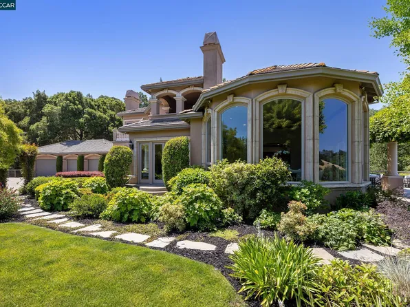 2 Dalewood Ter, Orinda, CA 94563
