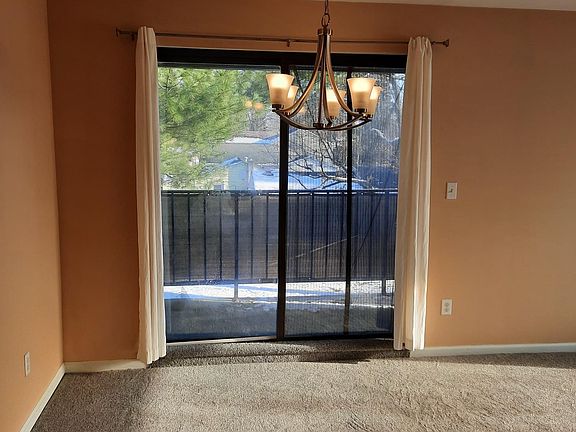 Living Room/Dining Room/Balcony