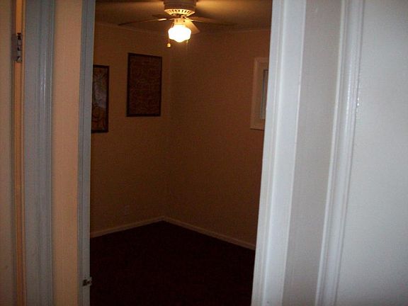 4th image of 3758 Ark Ave