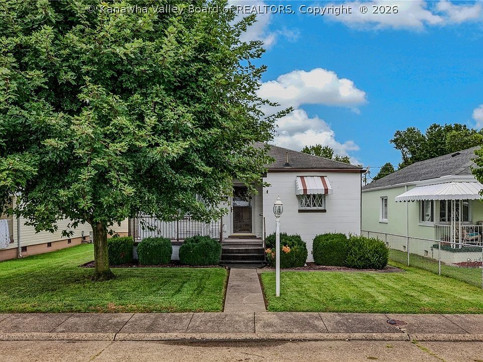 1st image of 421 24th St