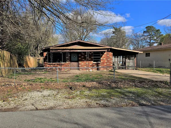 808 Emerson St, Kennett, MO 63857