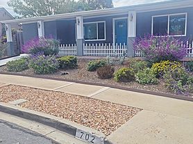 702 Beacon Dr