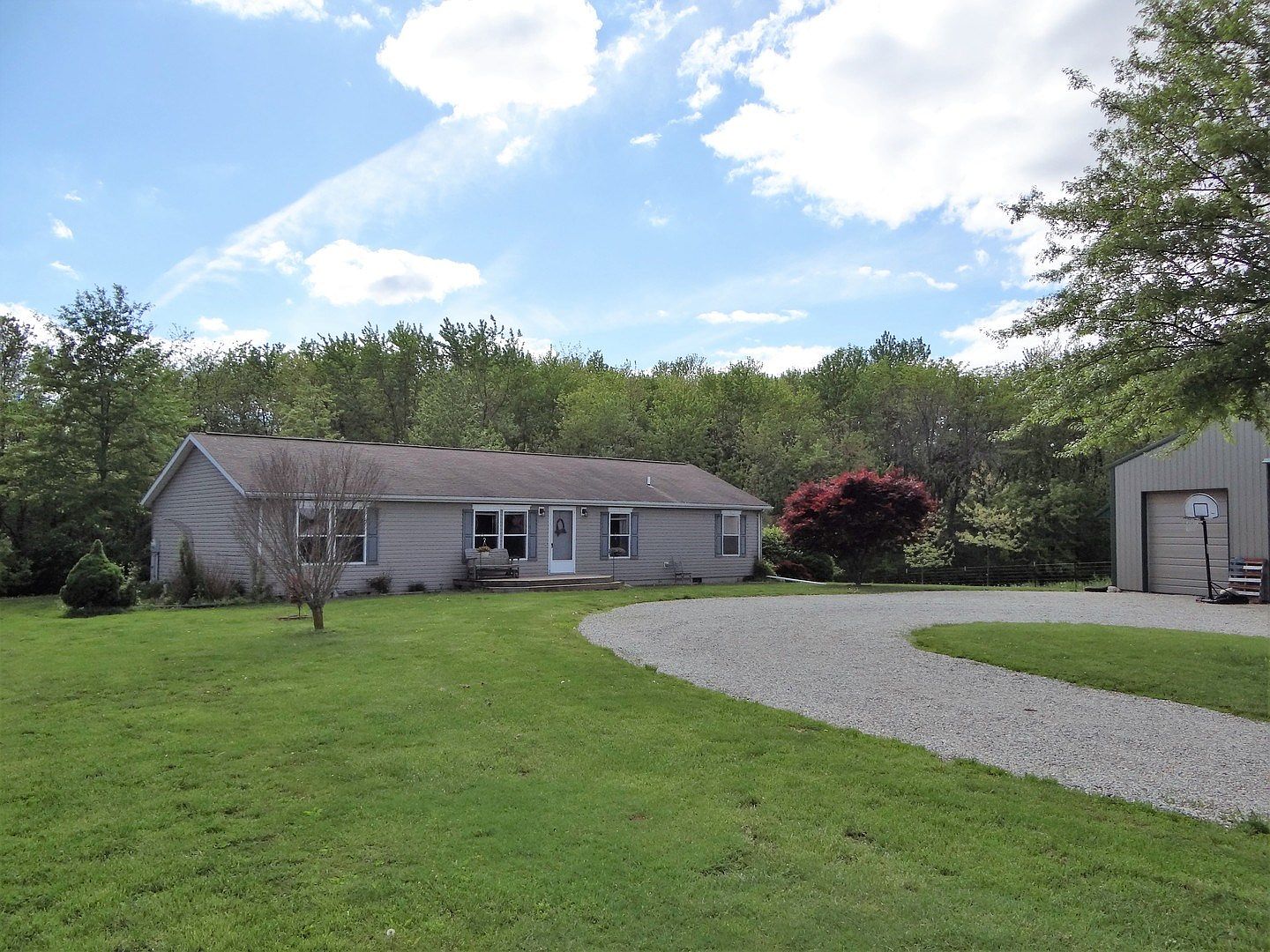 416 N White Oak, Camargo, IL 61919 Zillow