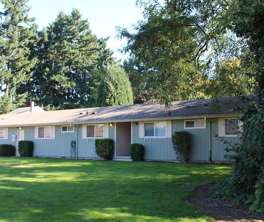 King Road Apartments - Milwaukie Oregon