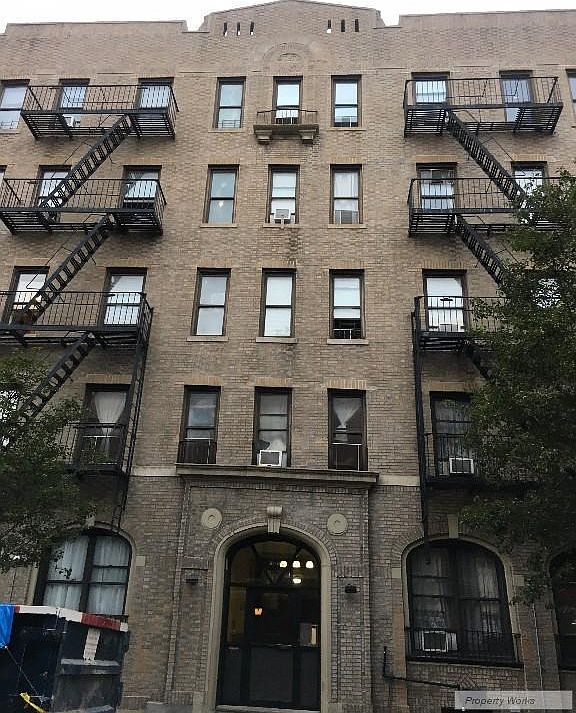 1st image of 3084 34th St APT 4A