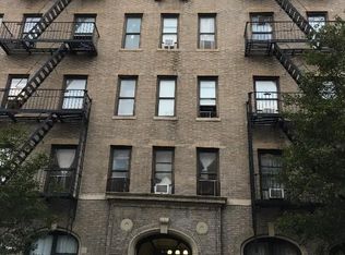 3084 34th St APT 4A, Astoria, NY 11103