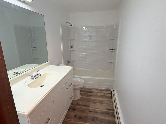 3rd image of 510 Alhambra Dr