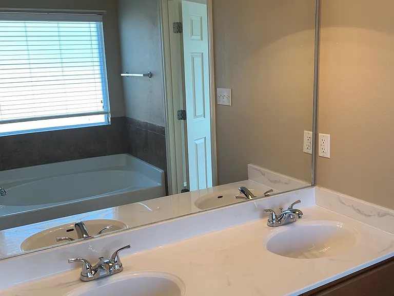 1113 Branchwood Way — Photo 14