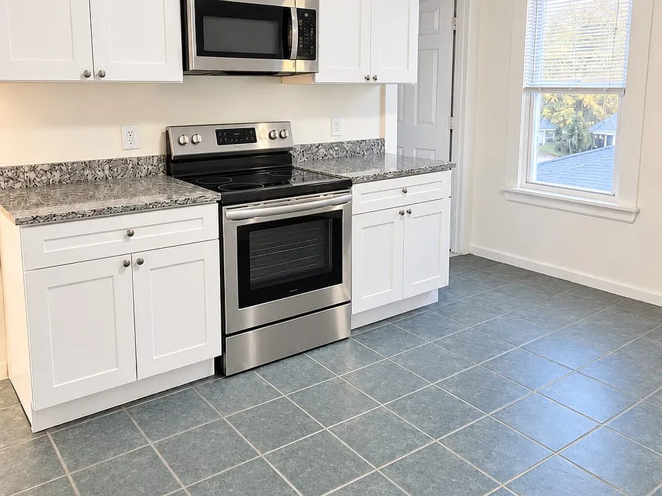 110 Beaver St #3