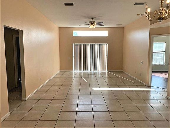 4th image of 10306 Hunters Haven Blvd