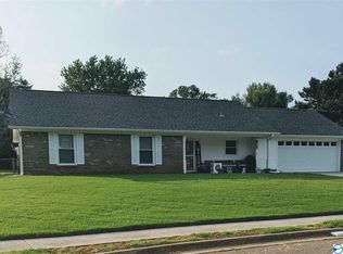 104 Fernglen Cir, Meridianville, AL 35759