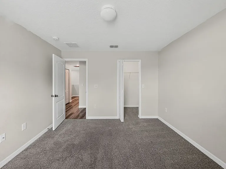3002 Bargate St — Photo 5