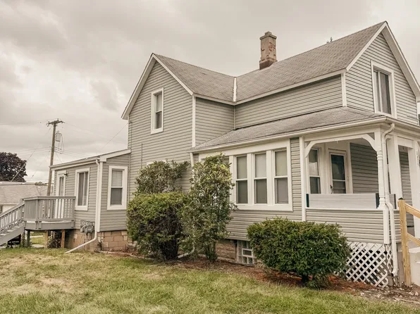 2474 4th St APT 2, Trenton, MI 48183