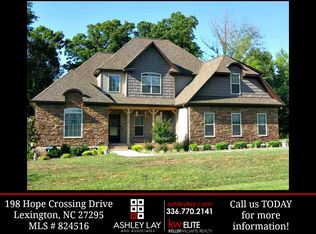 198 Hope Crossing Dr, Lexington, NC 27295