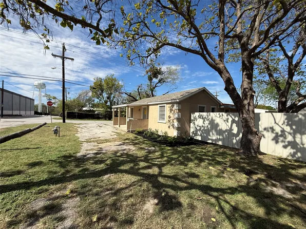 5524 Scoggins St, Fort Worth, TX 76114