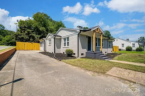 1101 Cherry St Photo 1