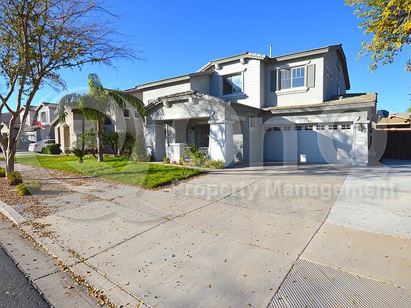 2nd image of 18974 E Lark Dr