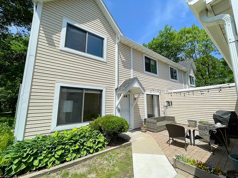 4545 Orchid Cir — Photo 17