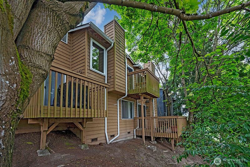 3rd image of 301 W Raye Street #106