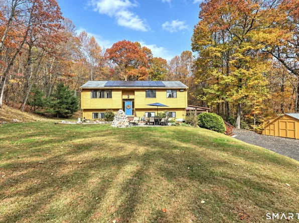 156 Handy Road, Hamden, CT 06518
