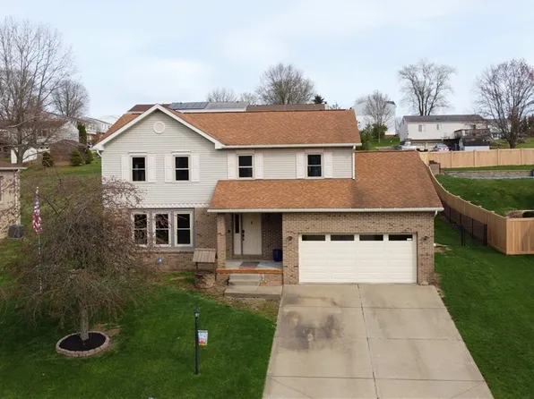 303 Larchmont Dr, Coraopolis, PA 15108