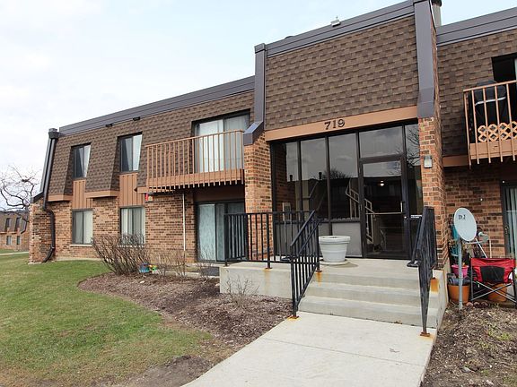 2nd image of 719 Killarney Ct APT 2B