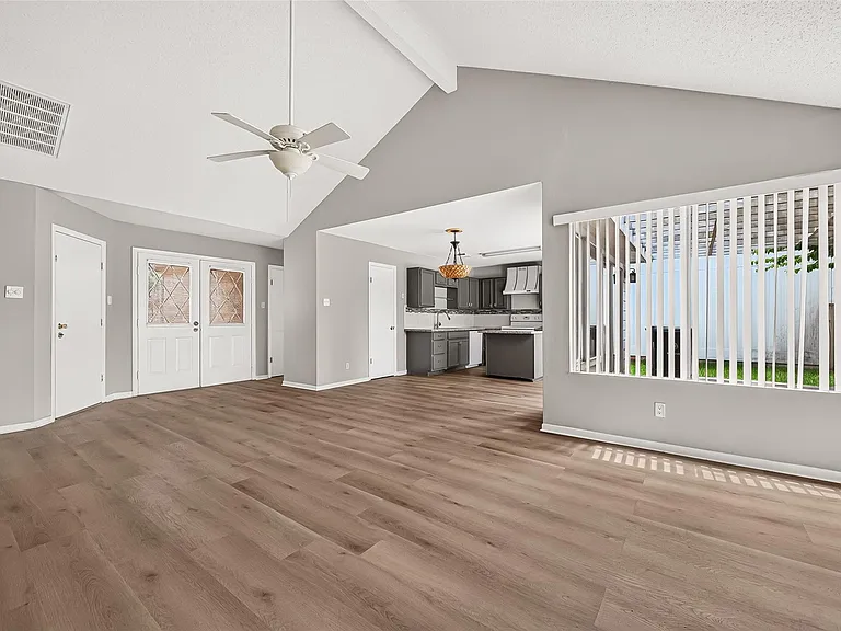 3918 Mill Rock Cir — Photo 12