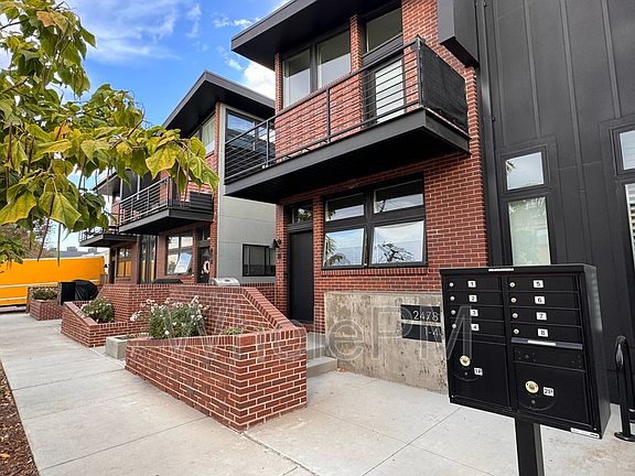 4th image of 2478 S Delaware St #1-7