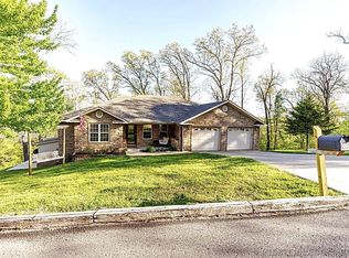 2220 Crestview Dr, Tahlequah, OK 74464