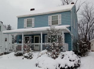 1332 Belrose Rd, Mayfield Heights, OH 44124