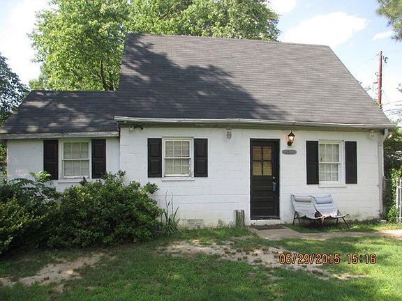 2nd image of 2800 Dellrose Ave