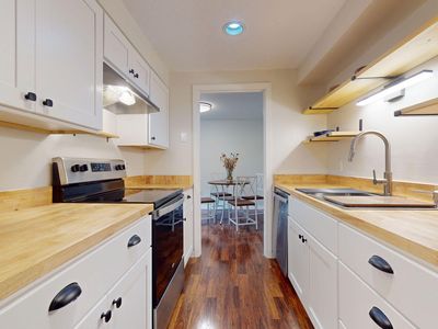 4 Academy Place #3, Saco, ME, 04072