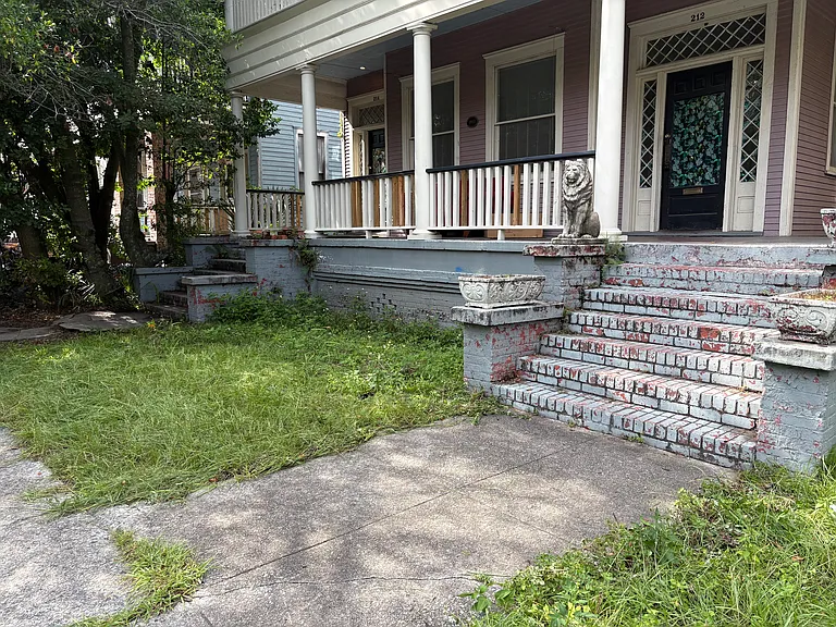214 W 35th St #A — Photo 13