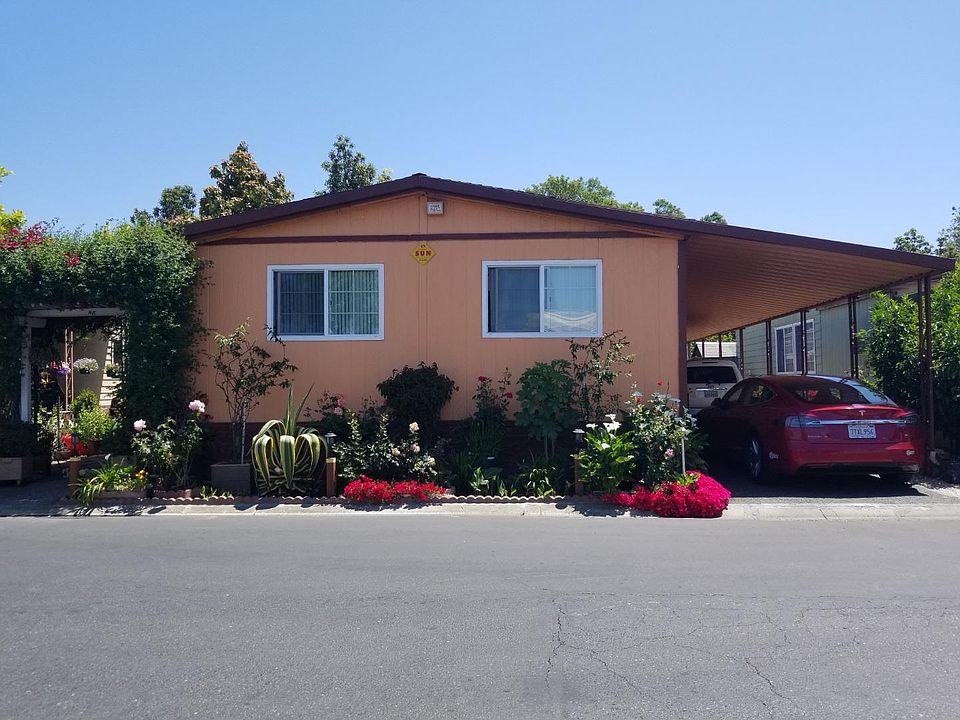 1st image of 1360 Sunbeam Cir #10