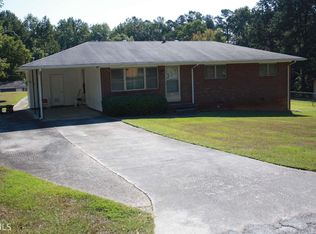 229 Lewis St, Toccoa, GA 30577