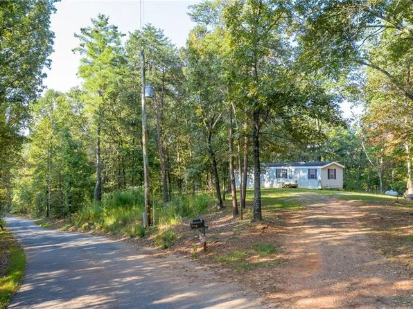 1038 Old Kerns Rd, Dawsonville, GA 30534
