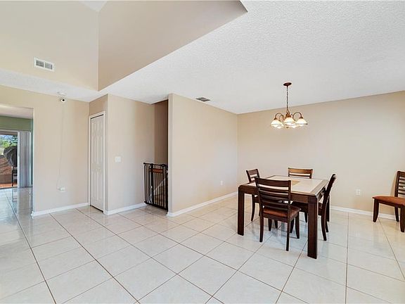 2nd image of 102 Pinefield Dr