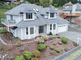 6423 NW Cedar Terrace Ln, Bremerton, WA 98312