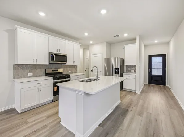 300 Winchester Ln, Sherman, TX 75092