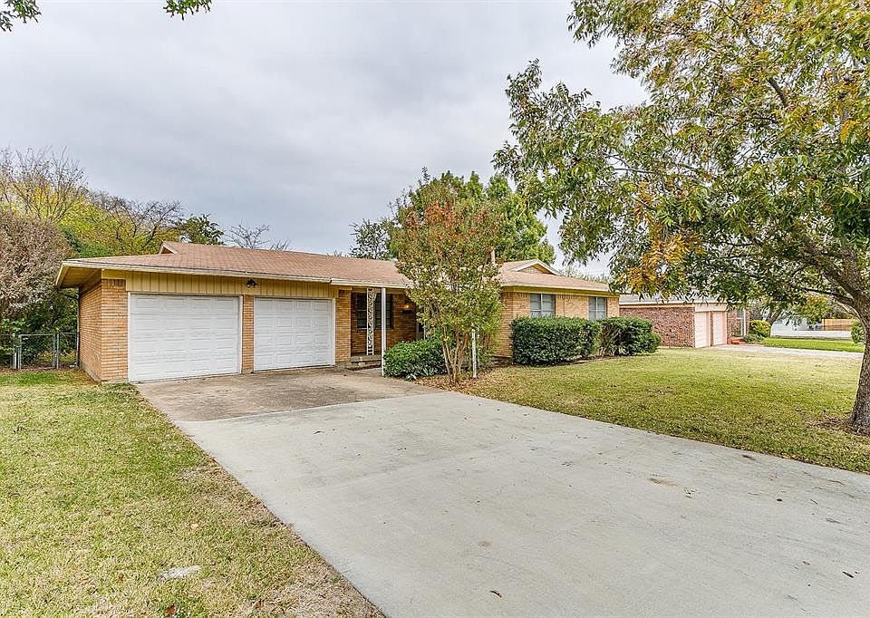 1st image of 5425 Stephanie Dr